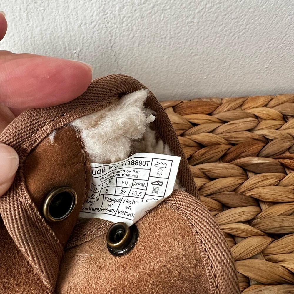 UGG Jona Boot - Picture 4 of 4